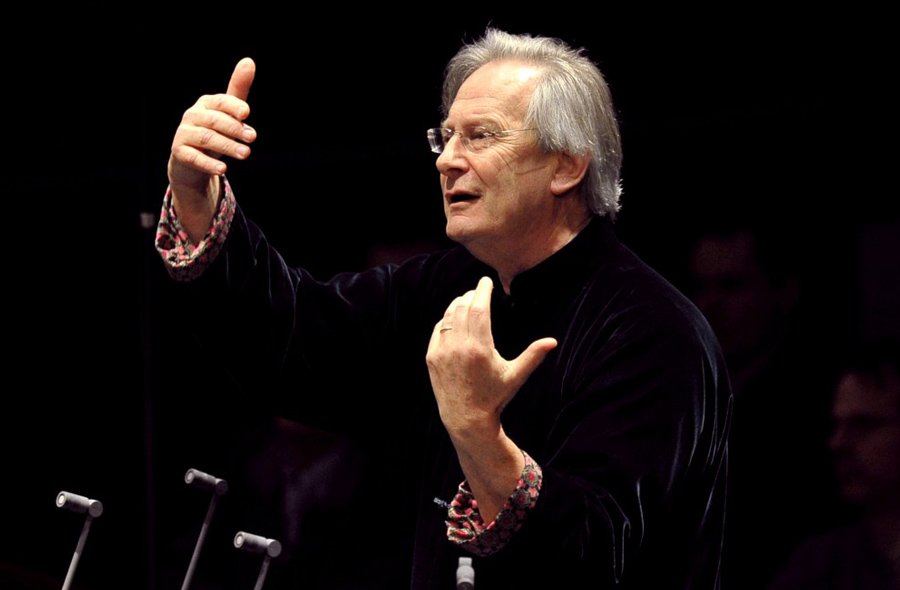 O maestro John Eliot Gardiner [Divulgação / Chris Cristodoulou]