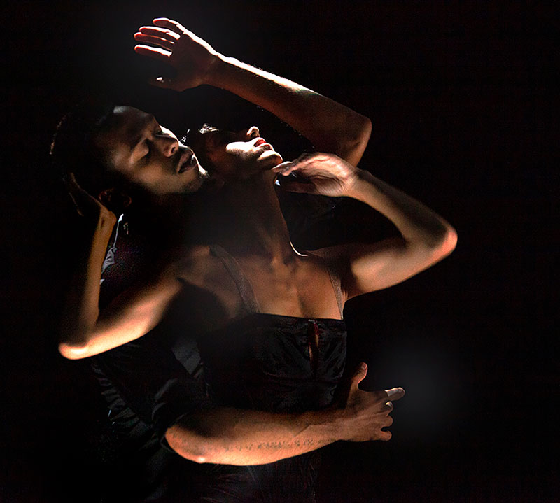 Coreografia de Édouard Lock abre ano da São Paulo Companhia de Dança [Divulgação]