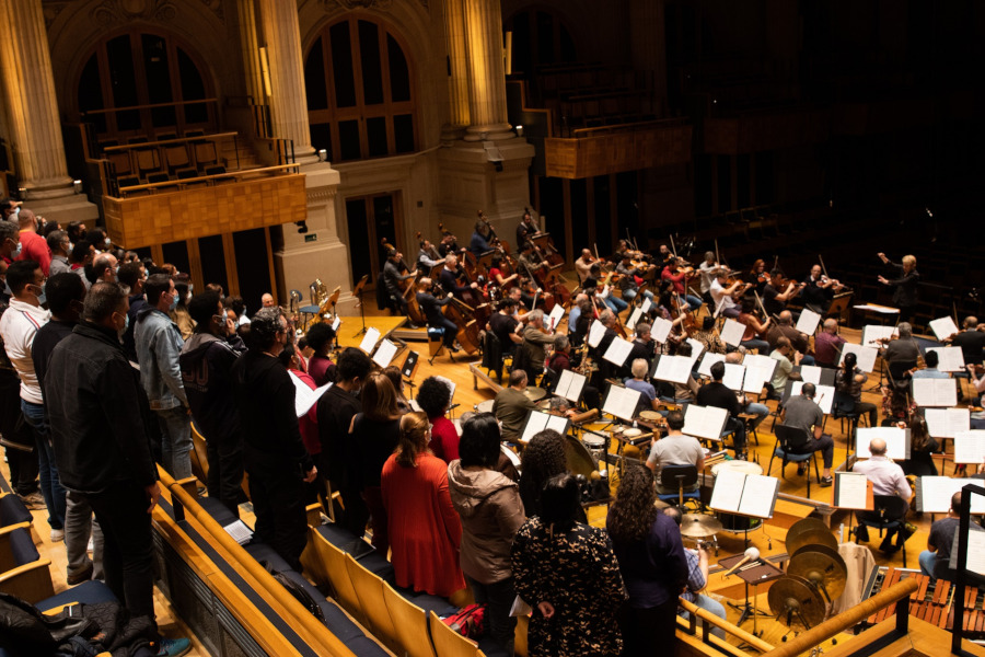 Marin Alsop, Osesp e Coro da Osesp durante ensaio na Sala São Paulo [Divulgação/Osesp]