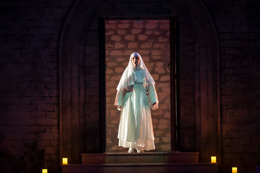 Serena Farnocchia como Suor Angelica [Divulgação/Ópera Valônia]