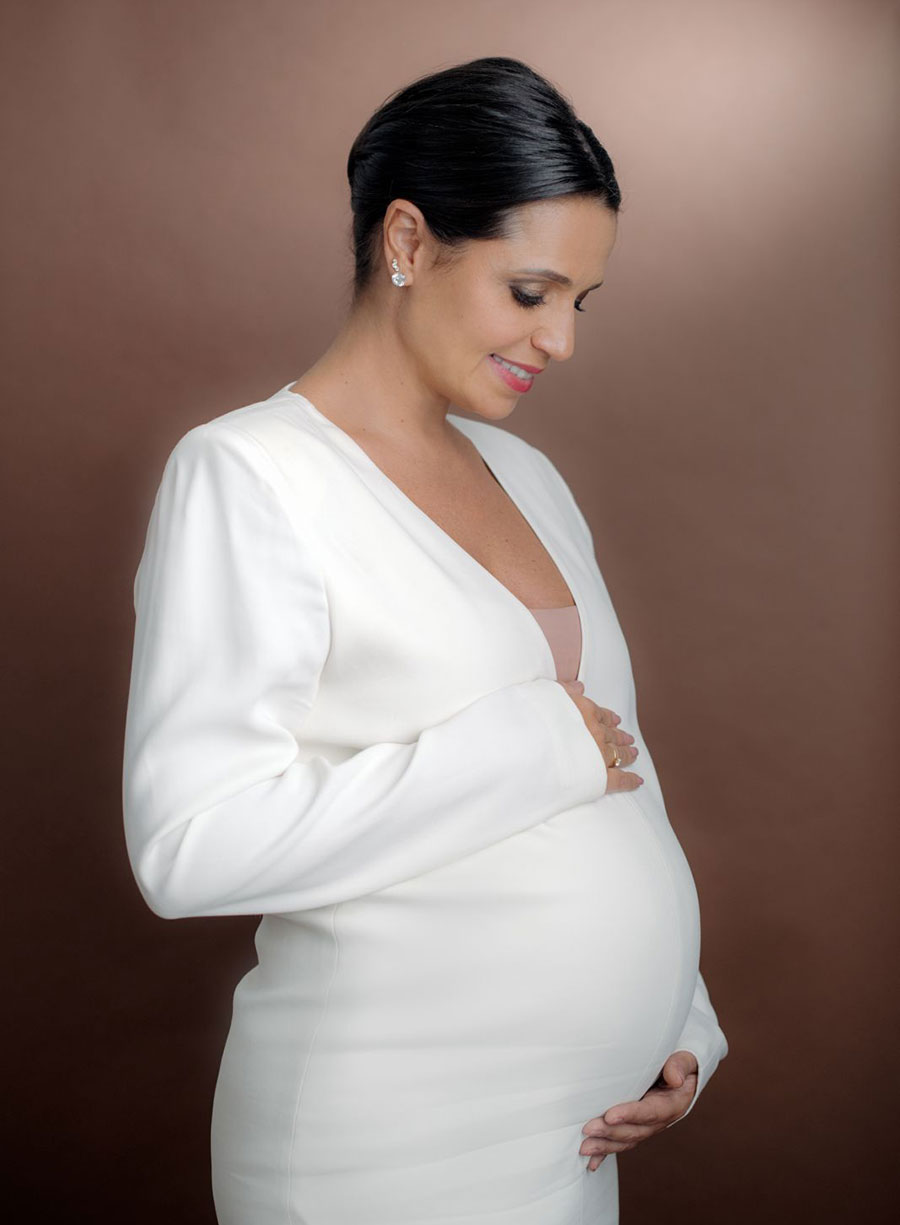 Grávida de 6 meses, a soprano Carla Cottini participa do espetáculo (divulgação)