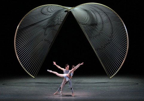 Cenário para o The New York City Ballet. Fonte: Santiago Calatrava Architects & Engineers