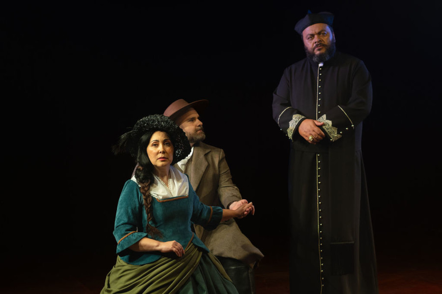 Carla Caramujo, Matheus Pompeu e Sávio Sperandio [Divulgação/Marcia Charnizoni]