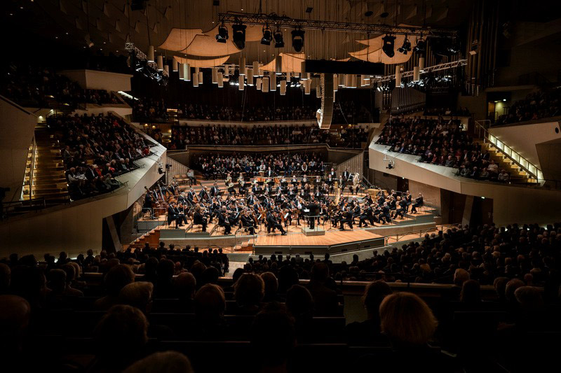 A Filarmônica de Berlim em sua sede, a Philharmonie (divulgação, Stephan Rabold)