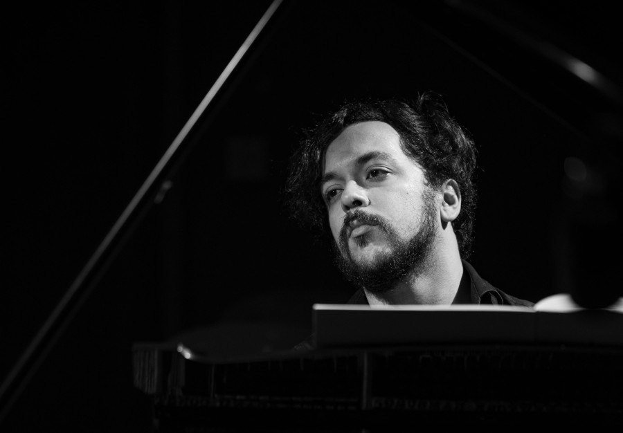 O pianista Lucas Thomazinho [Divulgação/José Luiz de Souza]