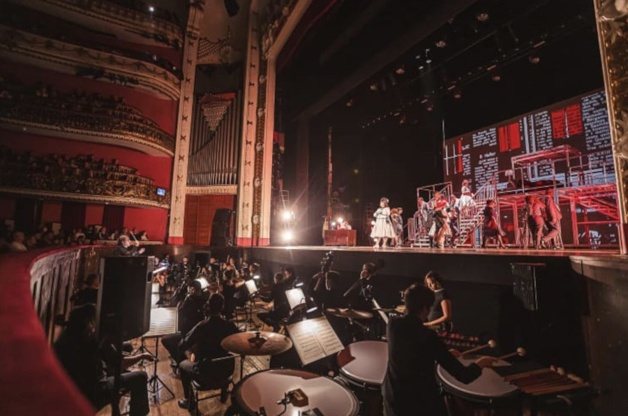 Apresentação de 'Hilda Furacão' no Theatro Municipal de São Paulo [Divulgação/@raphagarcia]