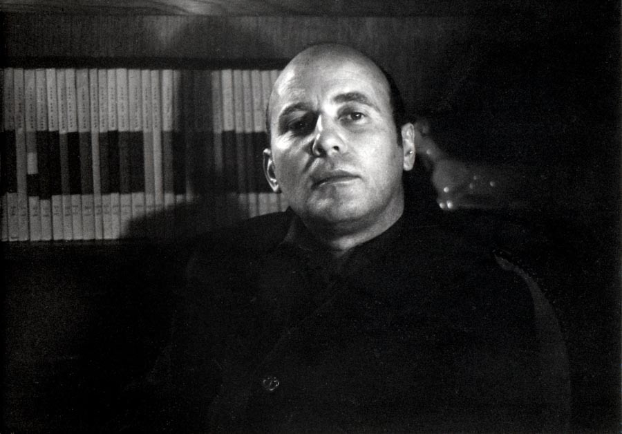 O compositor Hans Werner Henze em 1972 [Hans Werner Henze Stiftung/Divulgação]