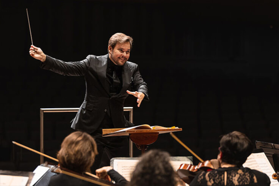 O maestro Marcelo Lehninger [Divulgação/Grand Rapids Symphony]