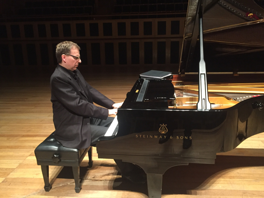 O pianista Max Barros [Divulgação]