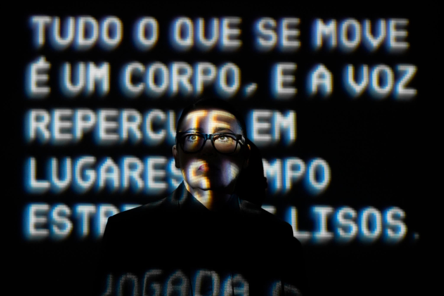 Cena da ópera 'Oposicantos' [Divulgação/Íris Zanetti]