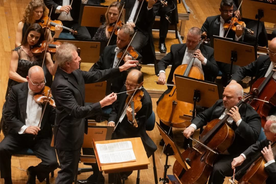 Thierry Fischer à frente da Osesp [Divulgação]