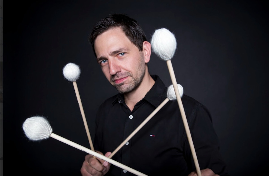 O percussionista Ronni Kot Wenzell será o solista [Divulgação]
