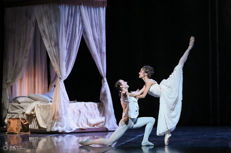 Melissa Oliveira e Damían Torío em “Manon”, de Kenneth MacMillan. Ballet Nacional Sodre (divulgação, Ballet Nacional Sodre)