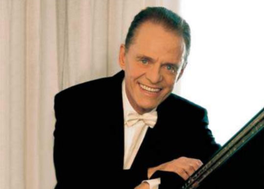 O pianista Miguel Proença em foto de 2006 (Divulgação, Beti Niemeyer)