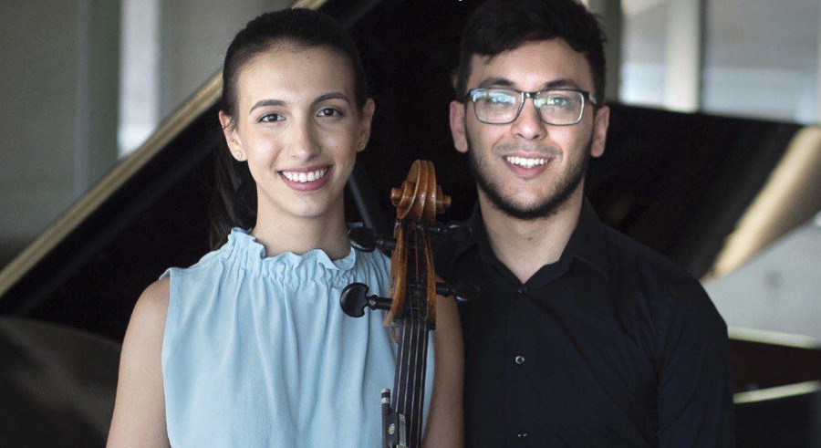 A violoncelista Marina Martins e o pianista Lucas Thomazinho [Divulgação]