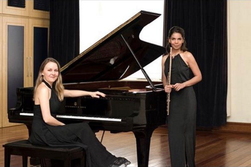 A pianista Olga Kopylova e a flautista Claudia Nascimento [Divulgação]