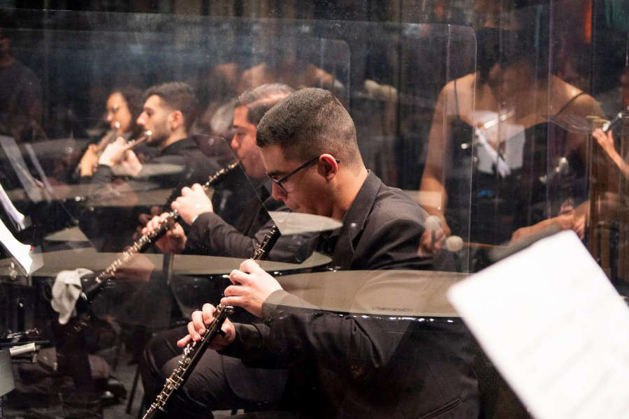 Músicos da Orquestra Jovem do Estado durante concerto na semana passada no Theatro São Pedro [Divulgação]
