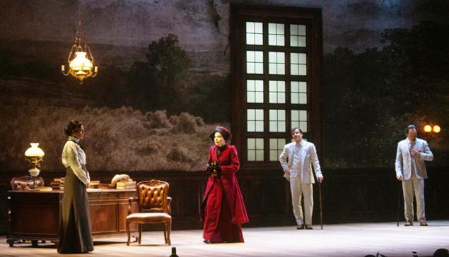 Revista Concerto Cena de A profissão da senhora Warren, de Maurício de Bonis (divulgação, Fábio Prieto)