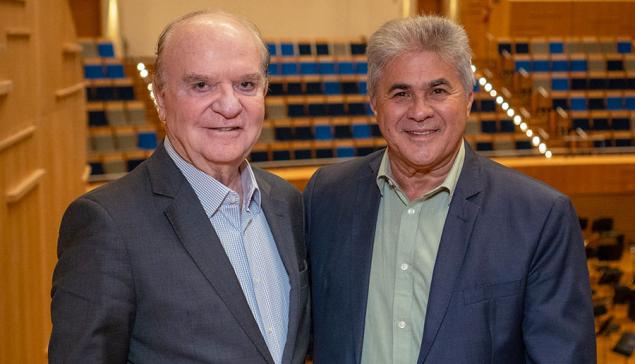 Revista Concerto Wilson Brumer (esquerda) e Diomar Silveira na Sala Minas Gerais (divulgação, Bruna Brandão)