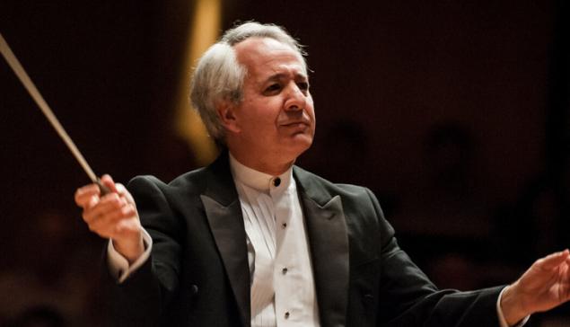 Revista Concerto O maestro Fabio Mechetti [Divulgação]