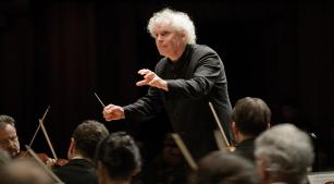 Sir Simon Rattle [Divulgação / Monika Rittershaus]