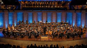 A Orquestra do Festival de 2025 no Auditório Claudio Santoro [Divulgação/Íris Zanetti]