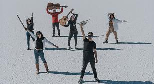 Músicos do grupo La Sociedad Boliviana, destaque do Festival Sesc de Música de Câmara [Divulgação/Facundo Dasio Hidalgo]