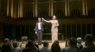 O pianista Bryan Wagorn e a mezzo soprano Isabel Leonard na Sala São Paulo (Revista CONCERTO)