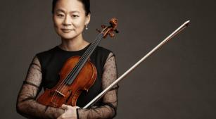 A violinista Midori faz recital no Teatro B32 [Divulgação]