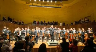 OSB e Enrique Diemecke são aplaudidos após a apresentação da ‘Quinta’ de Beethoven (Revista CONCERTO)