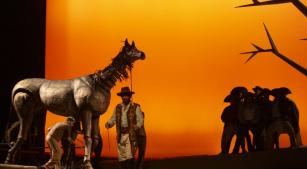 Cena da ópera 'Matraga', de Rufo Herrera [Divulgação/Guto Muniz]