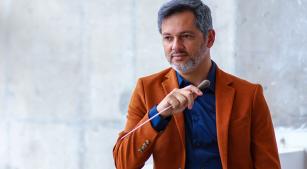 Rossini Parucci, diretor artístico e regente da OCN (divulgação, Vinícius Correia)