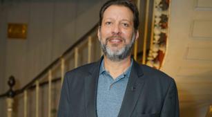 O jornalista, crítico musical e compositor Carlos Eduardo Amaral [Divulgação]
