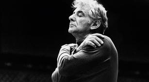 O maestro Leonard Bernstein [Reprodução/YouTube]