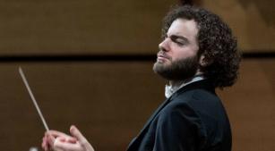 Emmanuel Tjeknavorian [Divulgação/ Angelica Concari]