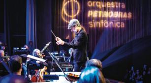 Felipe Prazeres rege os concertos da Opes [Divulgação]