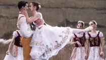 Tabata Salles e Alyson Trindade na produção do ballet em 2024 no Theatro Municipal do Rio de Janeiro[Divulgação/ Daniel Ebendinger] 