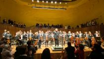 OSB e Enrique Diemecke são aplaudidos após a apresentação da ‘Quinta’ de Beethoven (Revista CONCERTO)