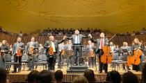 Opes e maestro Isaac Karabtchvesky são aplaudidos após a abertura de Rossini (Revista CONCERTO)