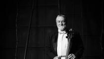 O violoncelista David Chew [Divulgação]