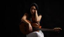 A violonista e compositora Elodie Bouny [Divulgação]
