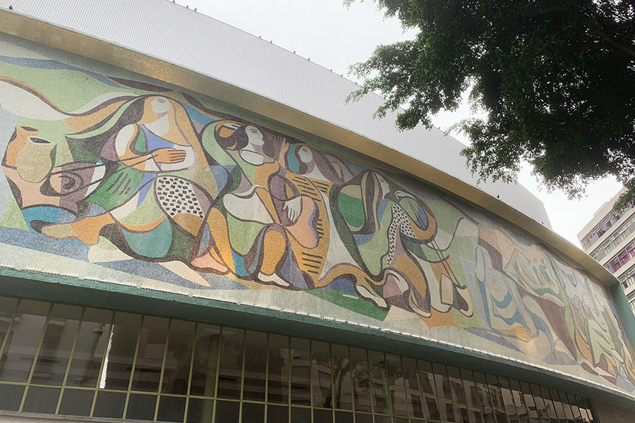 Fachada do Teatro Cultura Artística com painel de Di Cavalcanti (Revista CONCERTO, março 2024)